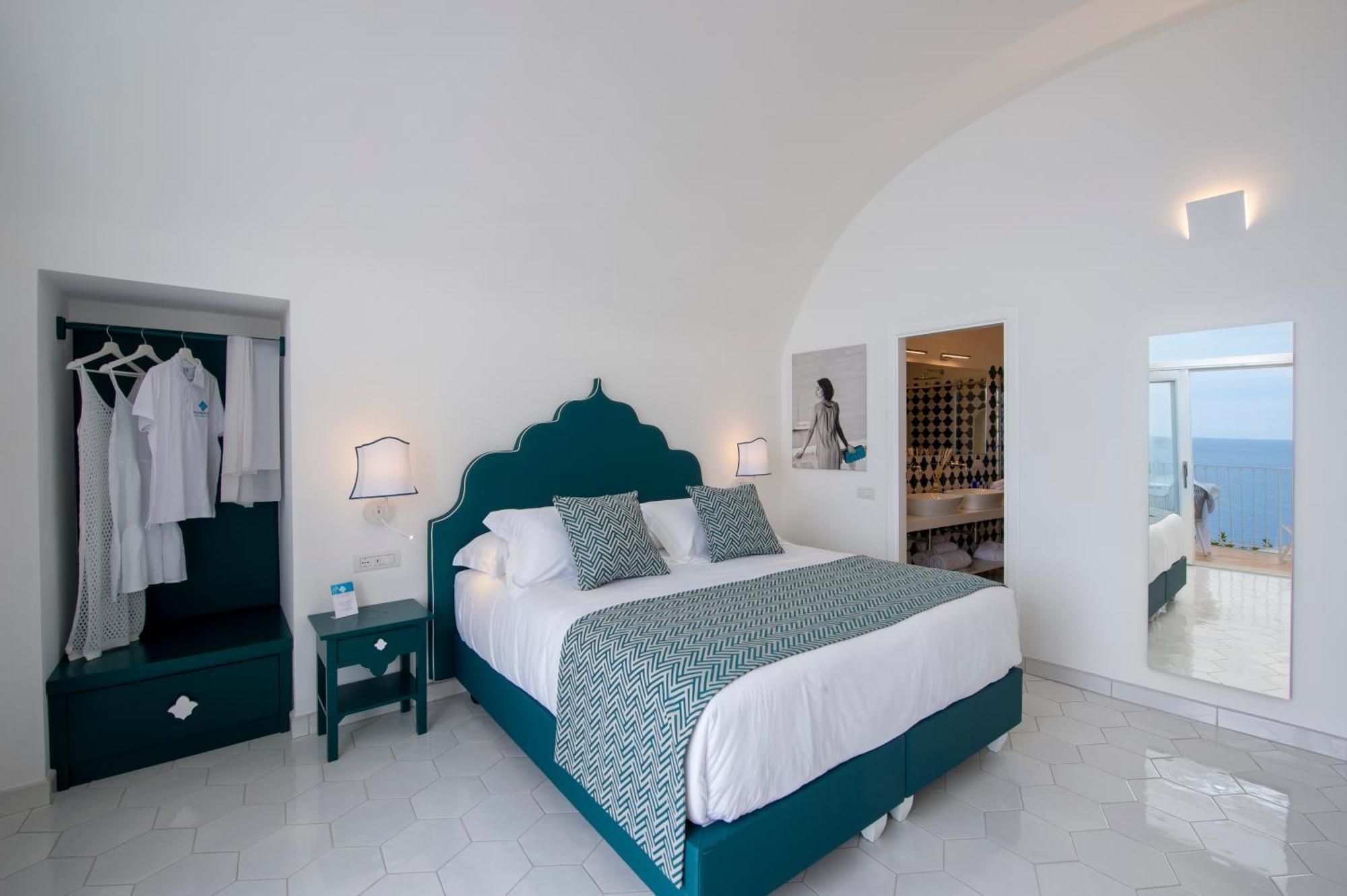 Villa Francesco Luxury Suites Positano Exterior photo