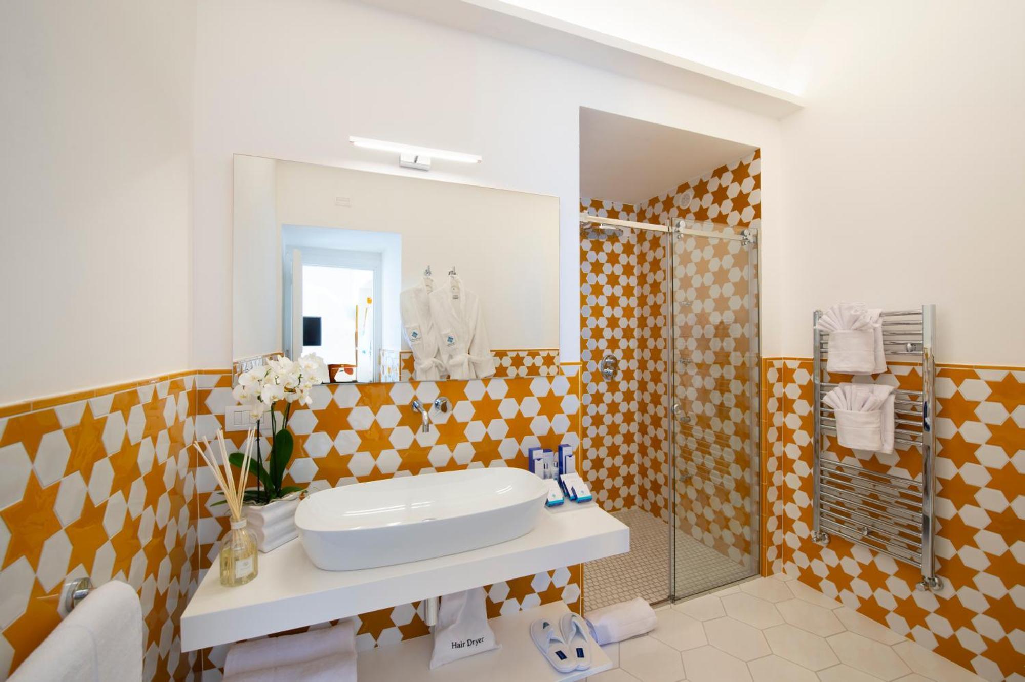 Villa Francesco Luxury Suites Positano Exterior photo