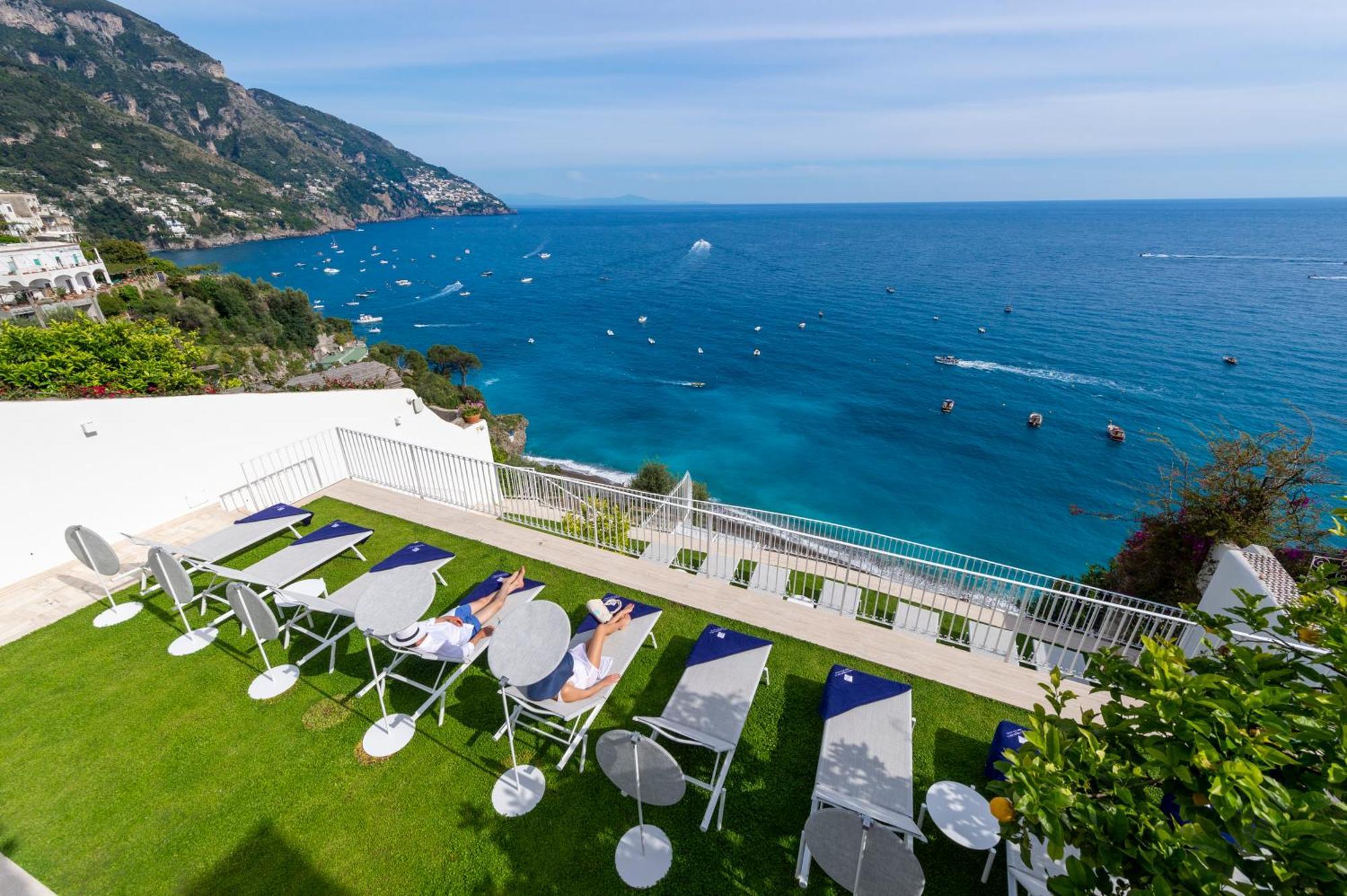 Villa Francesco Luxury Suites Positano Exterior photo
